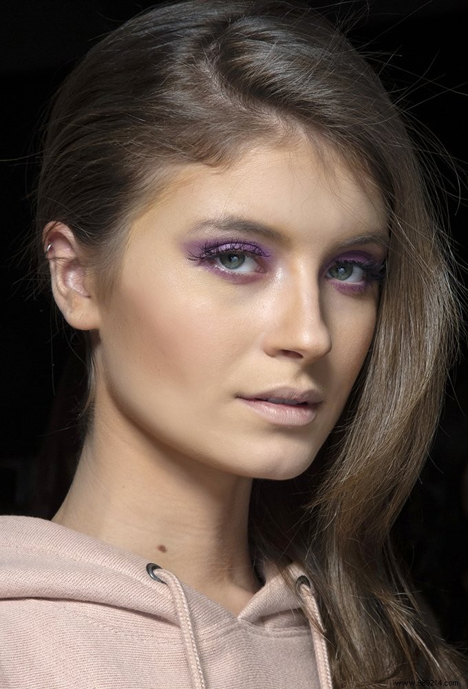 #MakeUp:how to appropriate ultra violet? 