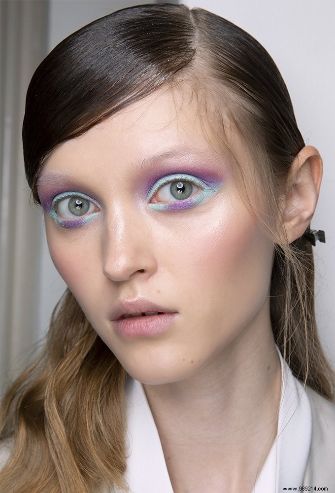 #MakeUp:how to appropriate ultra violet? 