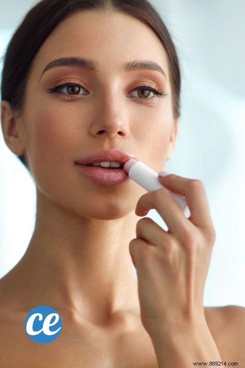 How To Get Fuller Lips Naturally? 12 Tricks That Work. 