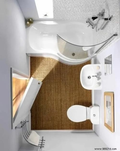 33 Brilliant Ideas For Furnishing A Bathroom (Even A Tiny One). 