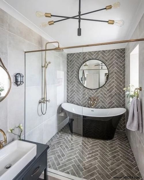 33 Brilliant Ideas For Furnishing A Bathroom (Even A Tiny One). 