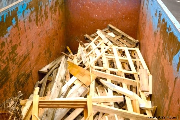 Where To Find FREE Wooden Pallets Near You? 