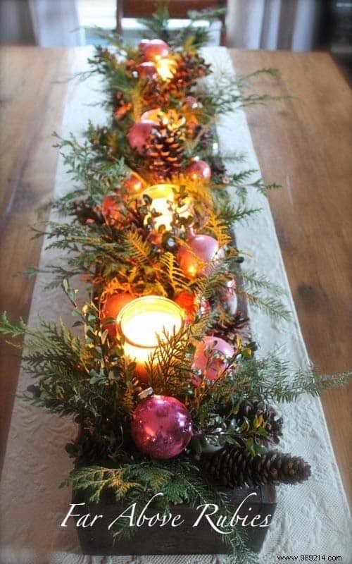 65 Decoration Ideas For A Superb Christmas Table (Easy &Cheap). 