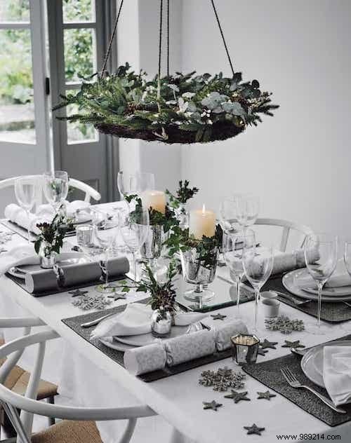 65 Decoration Ideas For A Superb Christmas Table (Easy &Cheap). 