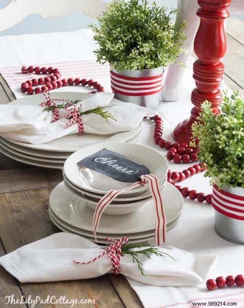 65 Decoration Ideas For A Superb Christmas Table (Easy &Cheap). 