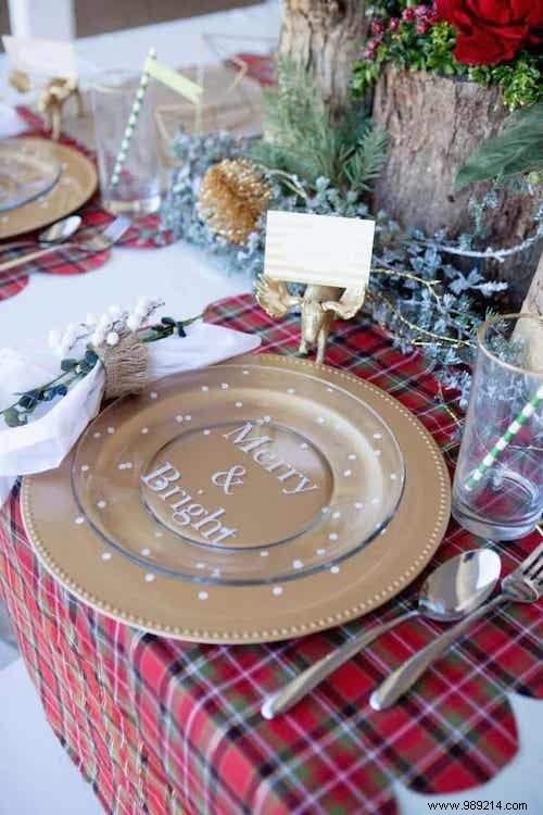 65 Decoration Ideas For A Superb Christmas Table (Easy &Cheap). 