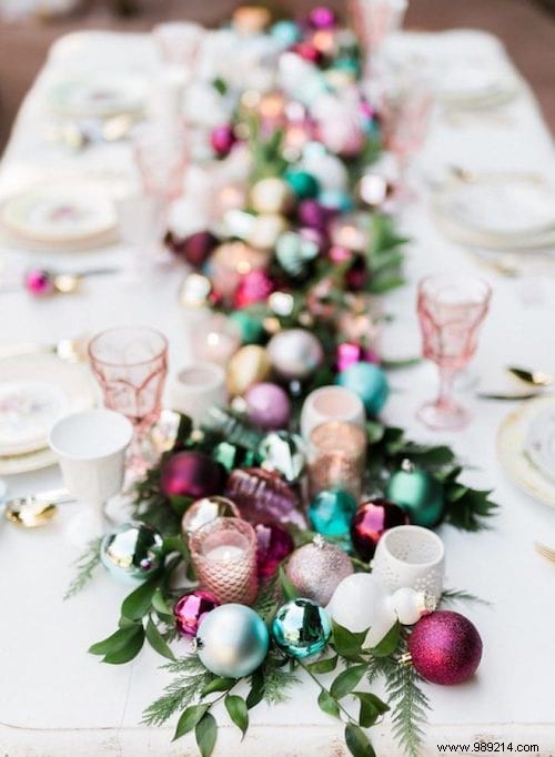 65 Decoration Ideas For A Superb Christmas Table (Easy &Cheap). 