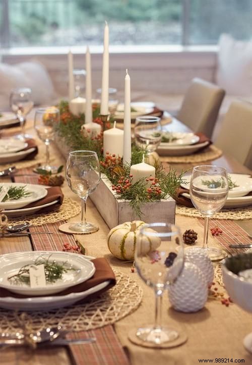 65 Decoration Ideas For A Superb Christmas Table (Easy &Cheap). 