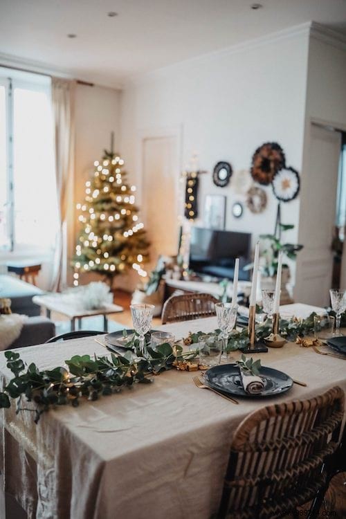 65 Decoration Ideas For A Superb Christmas Table (Easy &Cheap). 