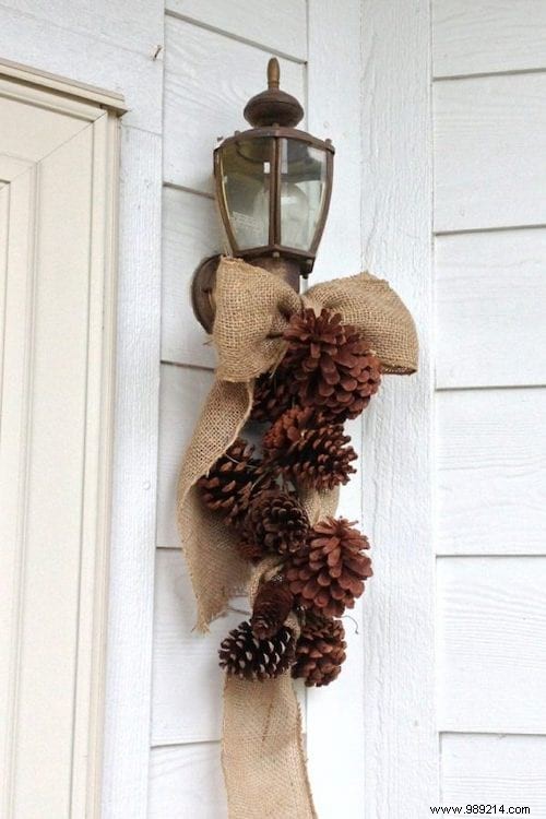 Christmas Decoration:39 Super Cheap And Easy Ideas For The Outside. 