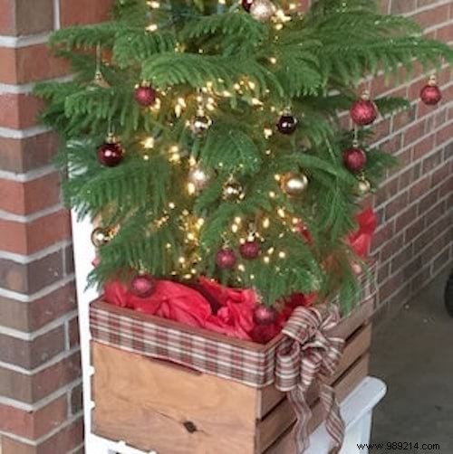 Christmas Decoration:39 Super Cheap And Easy Ideas For The Outside. 