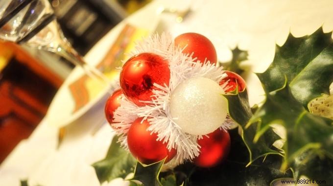 6 Decoration Ideas For a Beautiful Christmas Table. 