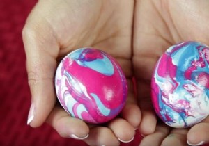 The Brilliant Trick To EASILY Decorate Easter Eggs. 