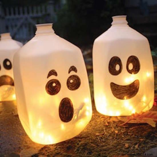 24 Awesome Halloween Decoration Ideas. 