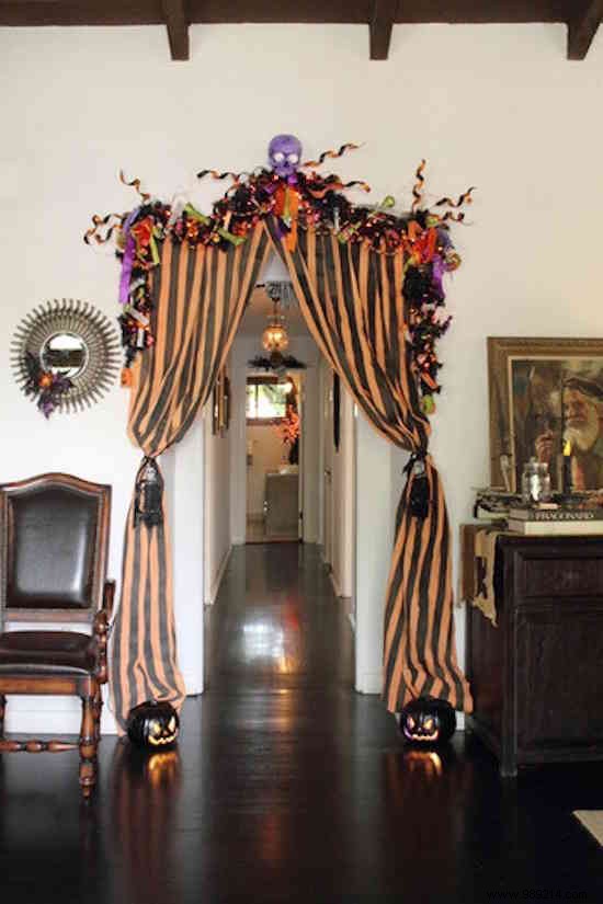 24 Awesome Halloween Decoration Ideas. 