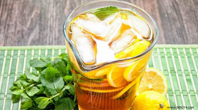 The Easy Recipe to Make Real Homemade Iced Tea. 