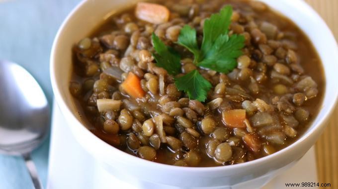 Lentil Soup, a Really Inexpensive Gourmet Recipe. 