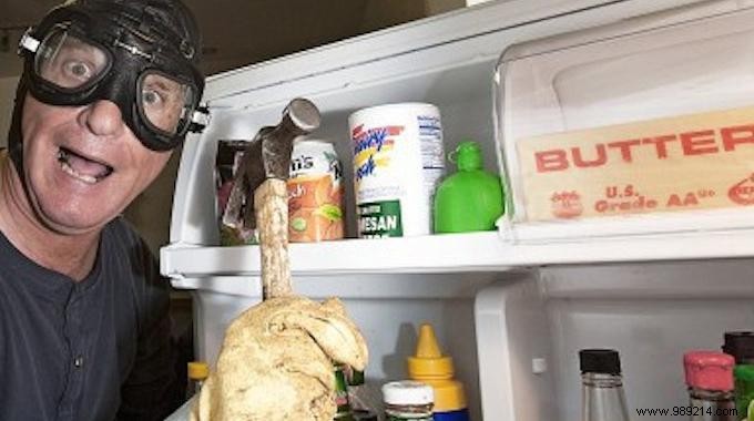 A Genius Tip To NEVER Clean Fridge Shelves Again. 