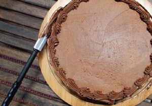 The Magic Technique to Easily Frost a Cake. 