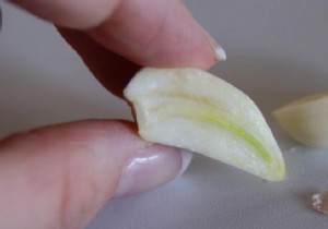 How to Remove Garlic Smell from Hands? 