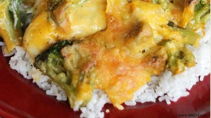 Easy and Quick Recipe:Chicken and Broccoli Cheese Gratin. 