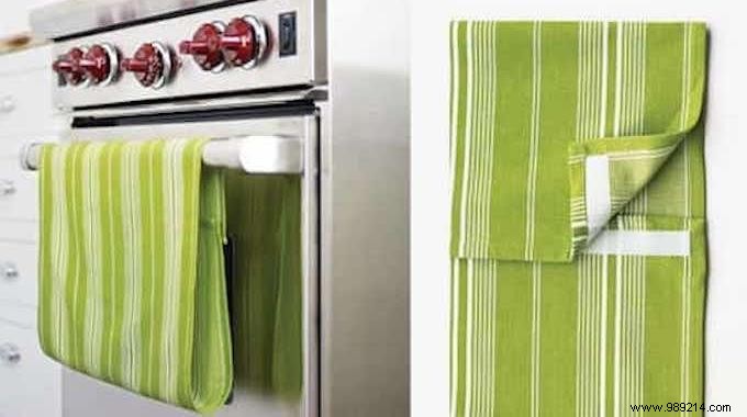 Finally a tip to prevent your kitchen towel from falling off! 