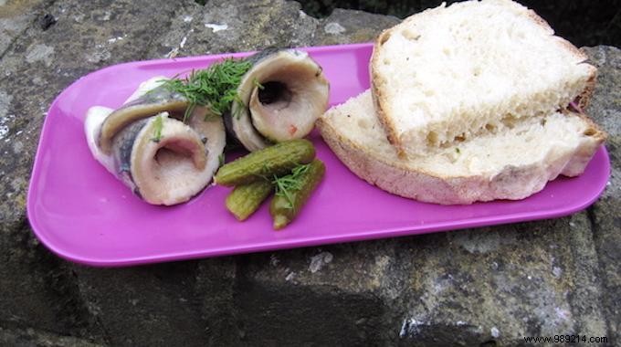 Economical and Easy to Make:The Homemade Rollmops Recipe. 