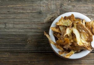 The Recipe for Delicious Homemade Crisps with Potato Peelings. 