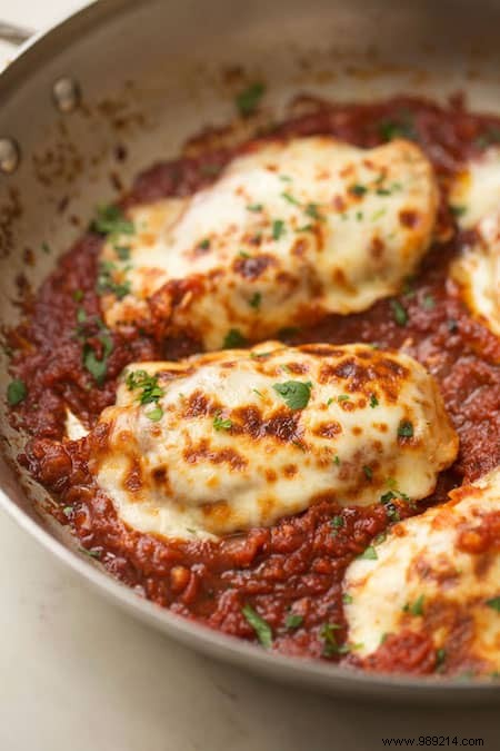 Quick, Easy and Too Good:The Recipe for Chicken Mozzarella in Tomato Sauce. 