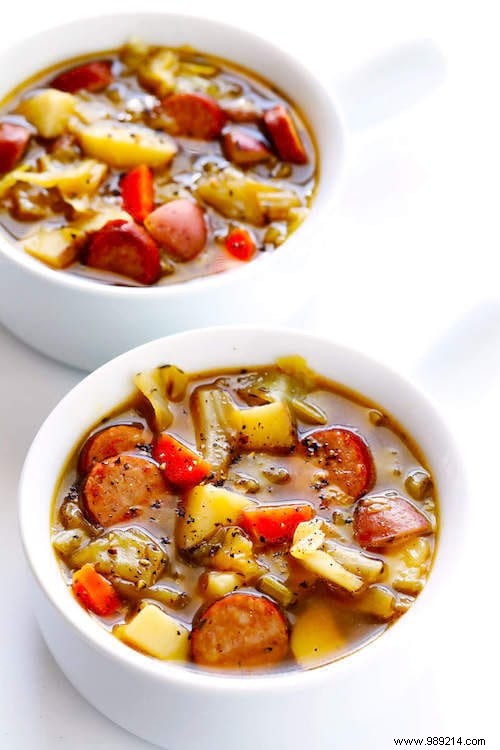 The Delicious Recipe for Cabbage Soup with Sausage (Easy and Economical). 