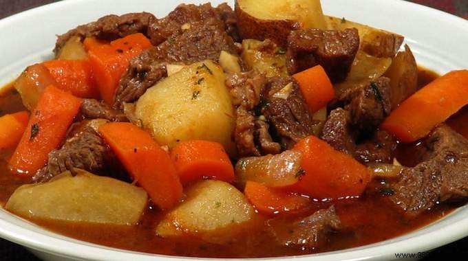 Grandmother s Beef Stew:An Easy and Economical Recipe. 