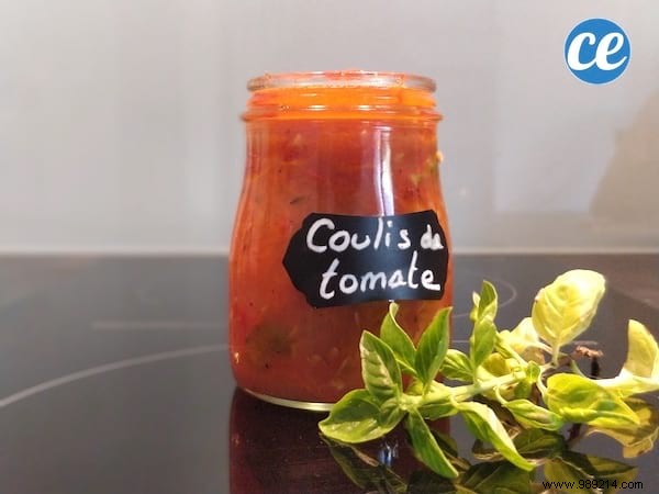 What To Do With Overripe Or Rotten Tomatoes? My Delicious Tomato Coulis Recipe. 