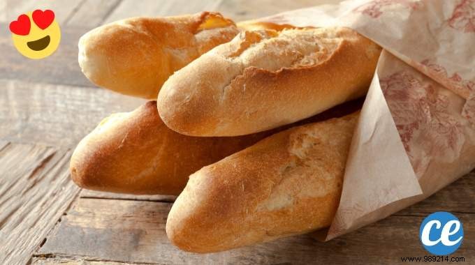 The ULTRA EASY Homemade Baguette Recipe With Only 4 Ingredients! 