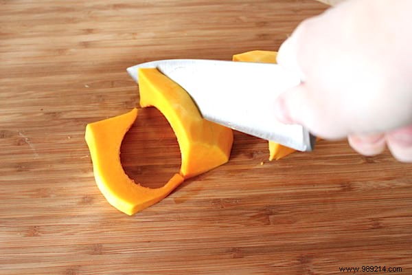 The Tip To Cut A Butternut Squash Into Cubes EASILY. 