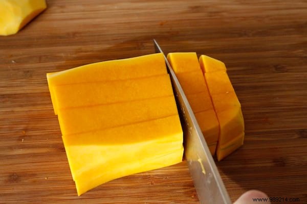 The Tip To Cut A Butternut Squash Into Cubes EASILY. 