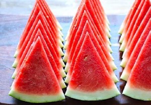 The Tip To Cut A Watermelon Into Triangles In 30 Secs Chrono. 