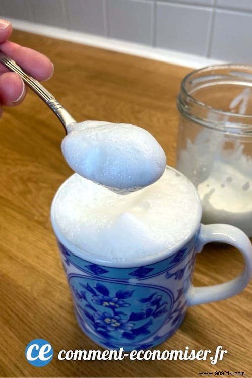 How to Make Homemade Milk Froth? The Easy Recipe WITHOUT Machine. 