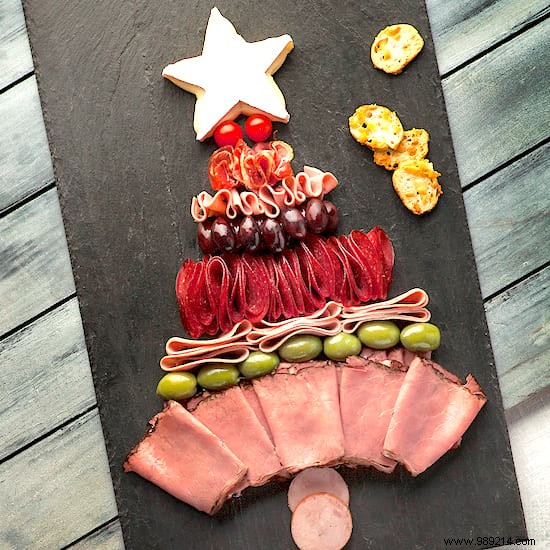 15 Great Ideas for Making a Beautiful Charcuterie Platter (Easy and Original). 