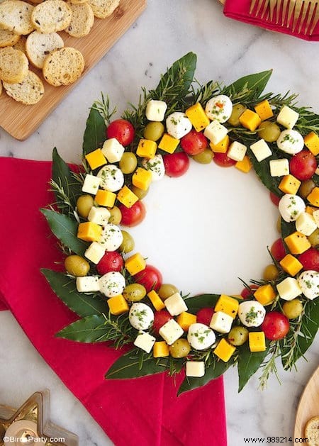 Christmas Appetizers:16 Inexpensive and Super Easy Recipes to Make! 