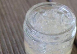 The ULTRA Simple Homemade Hair Gel Recipe. 