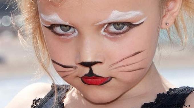 3 100% Homemade Halloween Makeup Ideas For a Successful Party. 