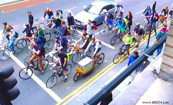 Top 10 Reasons to Bike to Work (And Save Big). 