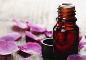 Lavender Essential Oil:14 Uses Everyone Should Know. 