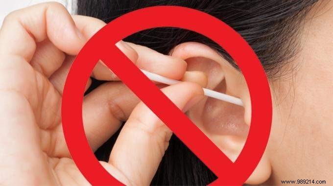 Forget Cotton Swabs! Here s How To Safely Clean Your Ears. 