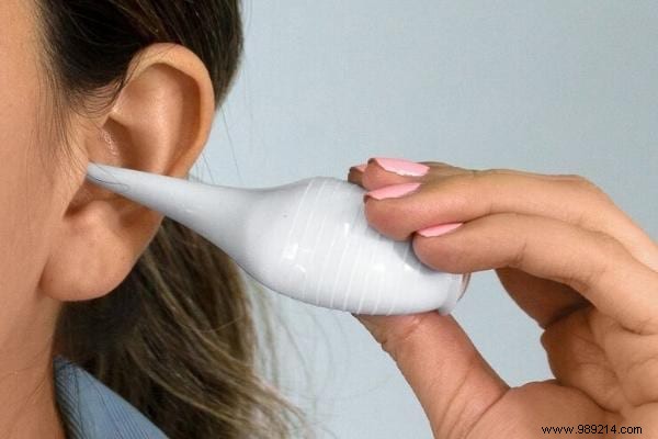 Clogged ear ? 6 Quick Tips To Unclog It WITHOUT Risk. 