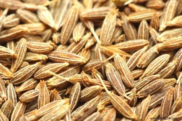 Cumin:12 Powerful Benefits of This Miracle Spice (And How to Use It). 