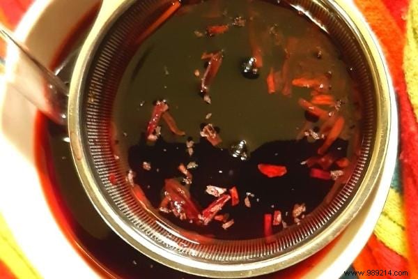 Bissap:7 Amazing Benefits of This Hibiscus Flower Infusion. 