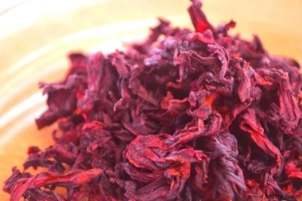 Bissap:7 Amazing Benefits of This Hibiscus Flower Infusion. 