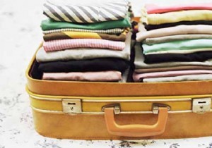 The Tip For Keeping Your Things Neatly Folded In The Suitcase. 