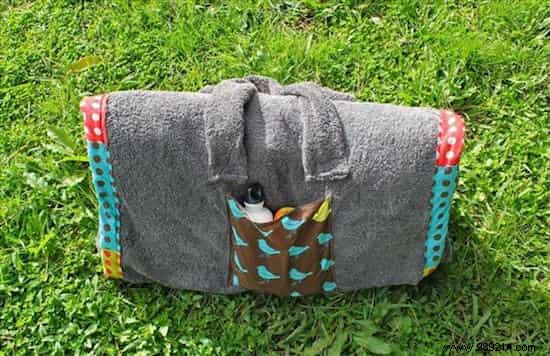 This Bag Converts Into A Beach Towel With Integrated Cushion! Check out the tutorial here. 